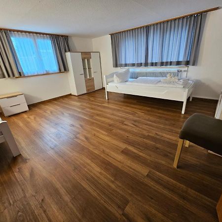 B76, Lauterach, Vorarlberg Apartments Bagian luar foto