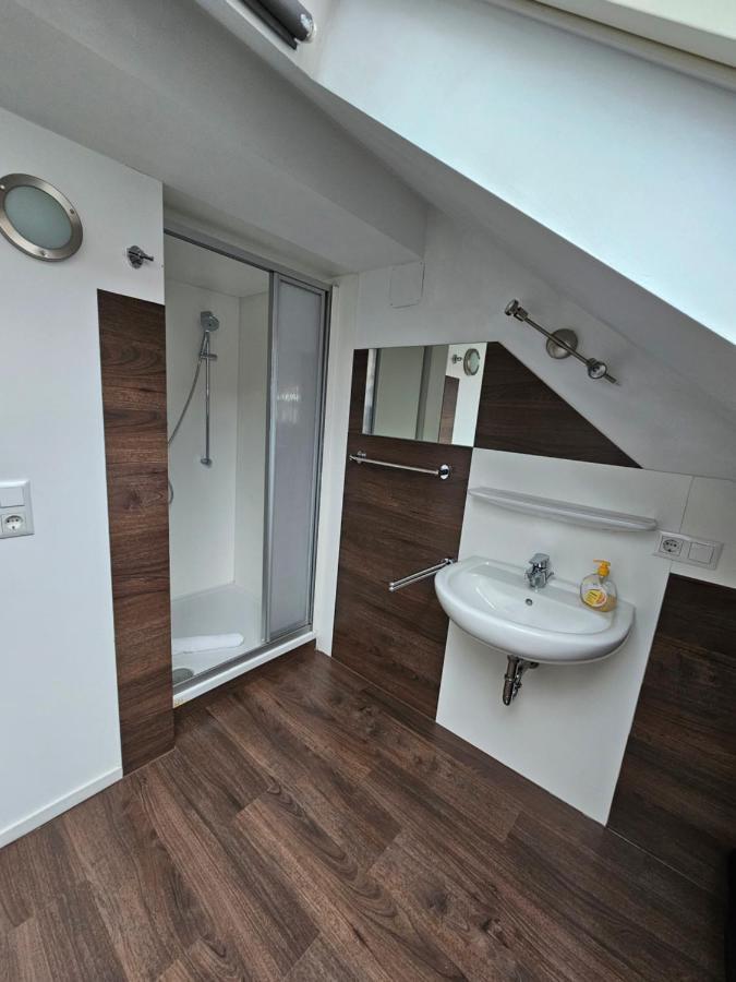 B76, Lauterach, Vorarlberg Apartments Bagian luar foto