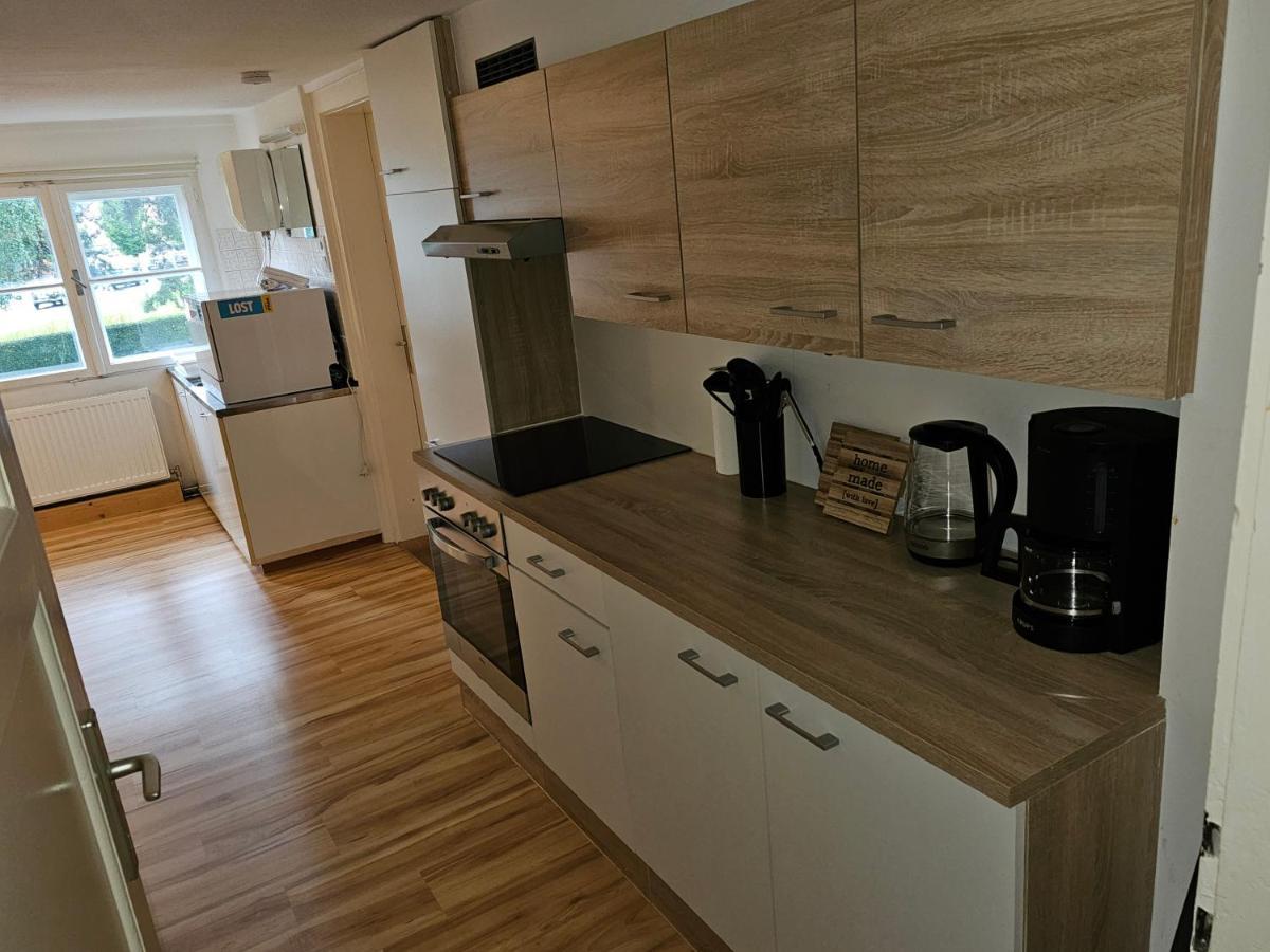 B76, Lauterach, Vorarlberg Apartments Bagian luar foto